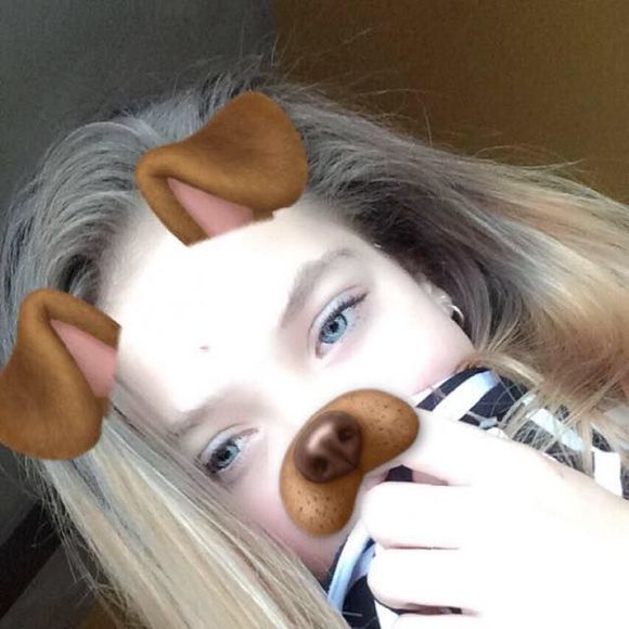 Meet your Posher, Payge - Picture 1 of 1